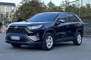 RAV4荣放 丰田 2.0L CVT两驱都市版