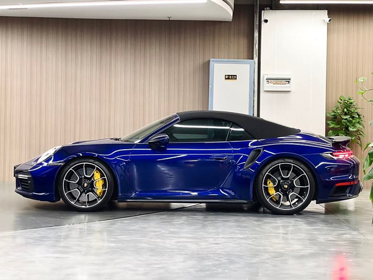 保時(shí)捷 911  2023款 Turbo S Cabriolet 3.7T圖片