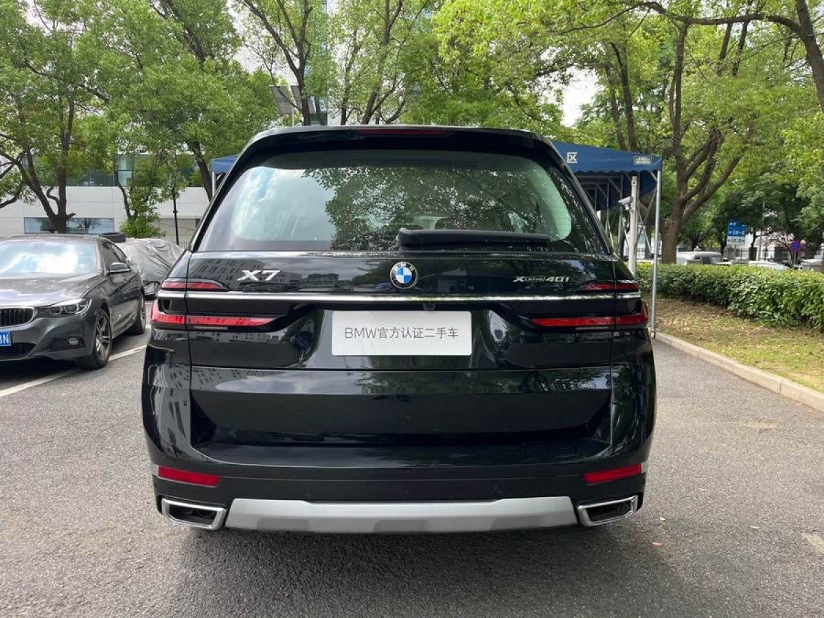 寶馬 寶馬X7  2024款 xDrive40i 領(lǐng)先型豪華套裝圖片