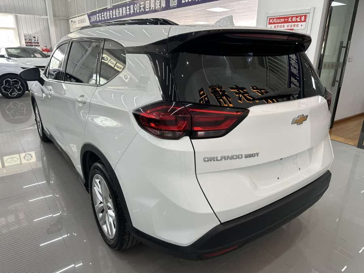 雪佛蘭 沃蘭多  2020款 輕混 530T 自動勁享版（5+2圖片