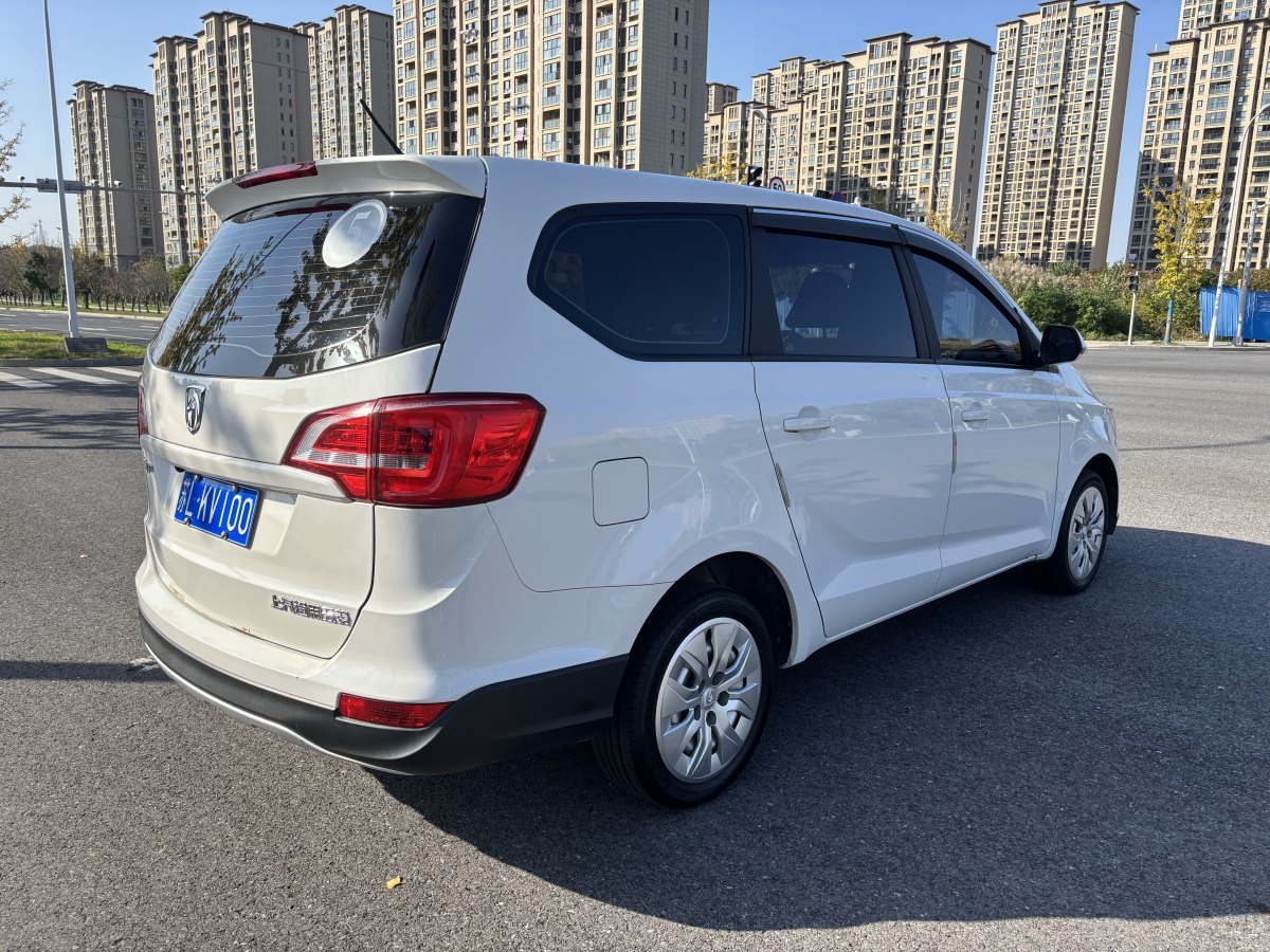 寶駿 730  2021款 1.5L 手動時尚型 7座圖片