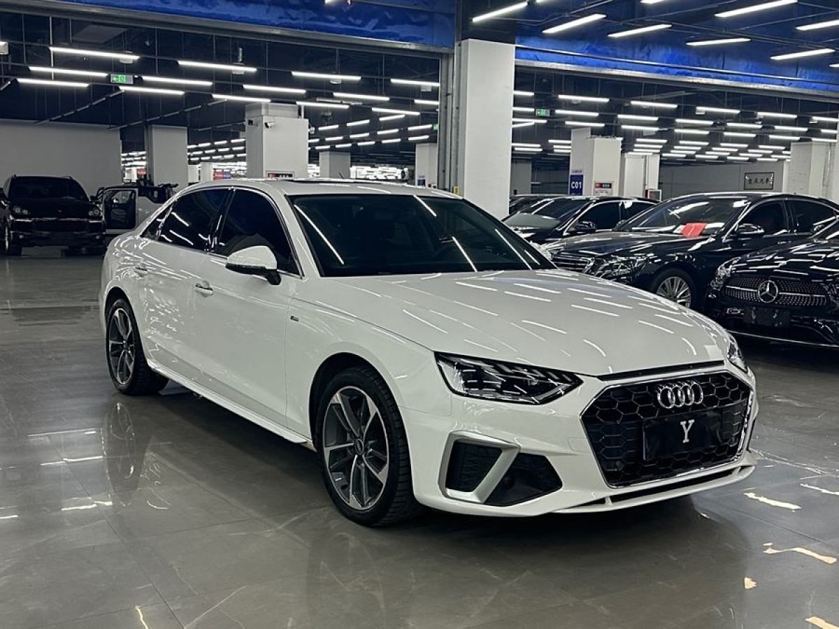 奧迪 奧迪A4L  2023款 40 TFSI 時(shí)尚動(dòng)感型圖片