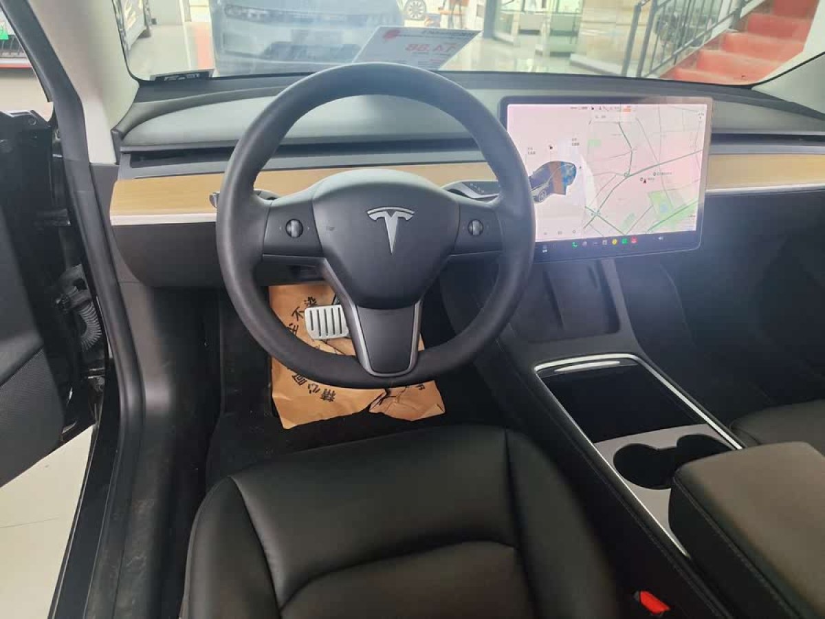 特斯拉 Model 3  2021款 改款 Performance高性能全輪驅(qū)動版圖片