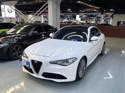 2017年5月 阿爾法·羅密歐 Giulia 2.0T 280HP 豪華版圖片