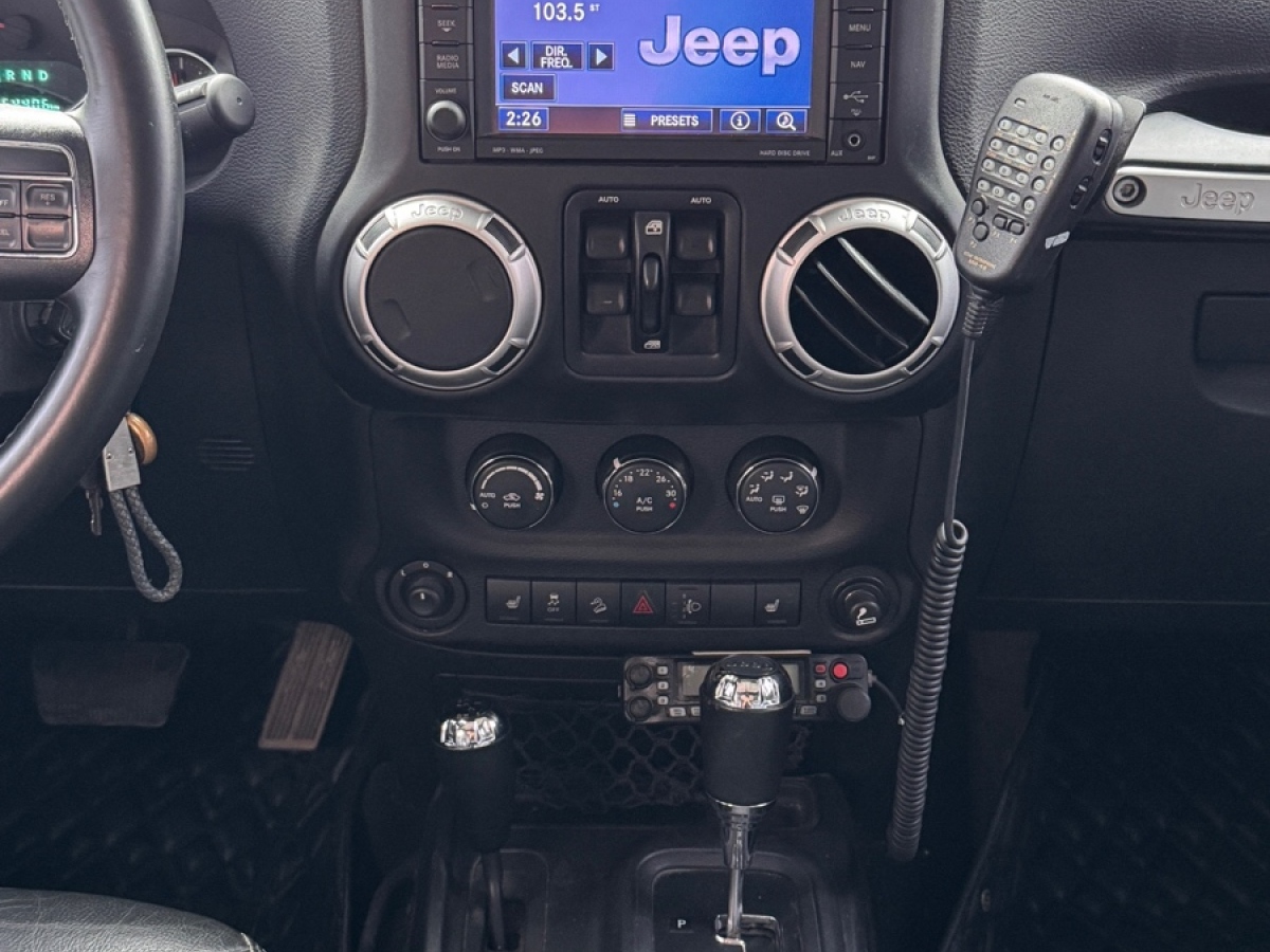 2016年1月Jeep 牧馬人  2017款 3.6L Rubicon 四門舒享版