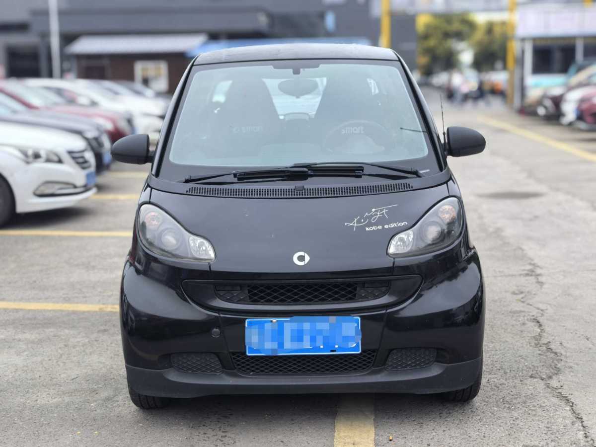 2011年12月smart fortwo  2011款 1.0 MHD 硬頂標準版