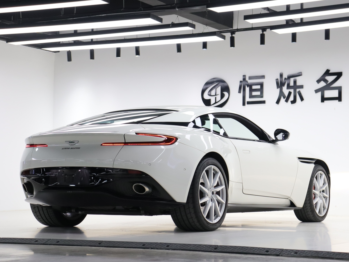 阿斯頓·馬丁 阿斯頓?馬丁DB11  2019款 4.0T V8 Coupe圖片