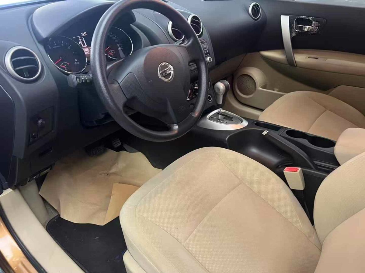 日產(chǎn) 逍客  2011款 2.0XL 火 CVT 2WD圖片
