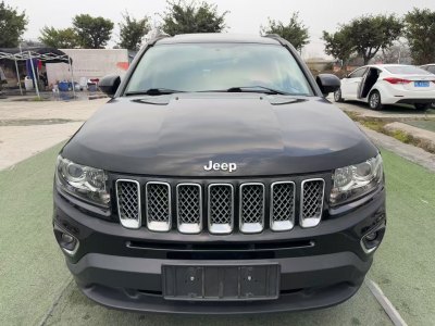 2015年11月 Jeep 指南者(進口) 2.0L 兩驅(qū)豪華版圖片