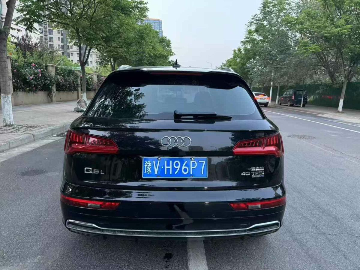 奧迪 奧迪Q3  2021款 35 TFSI 進(jìn)享人生版圖片