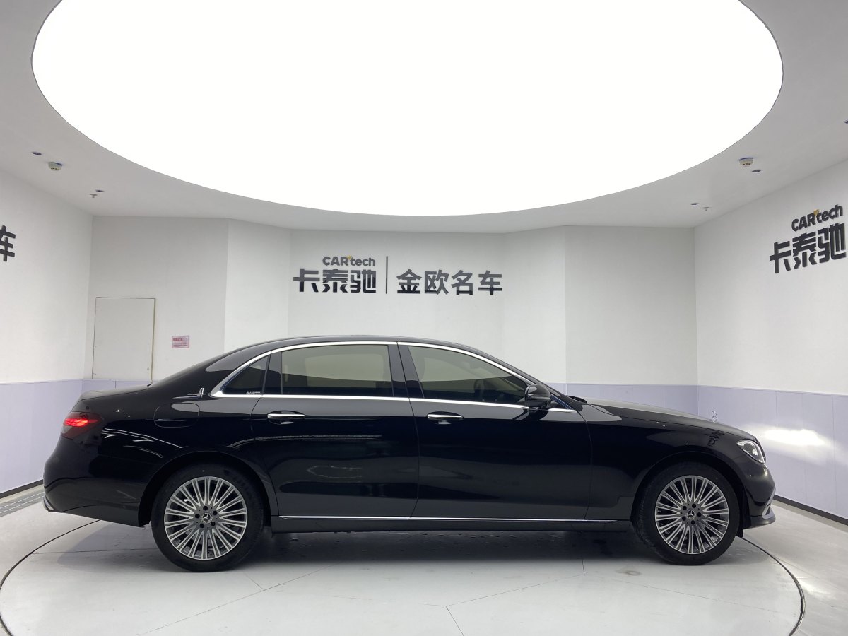 奔馳 奔馳E級  2023款 改款 E 300 L 時(shí)尚型圖片