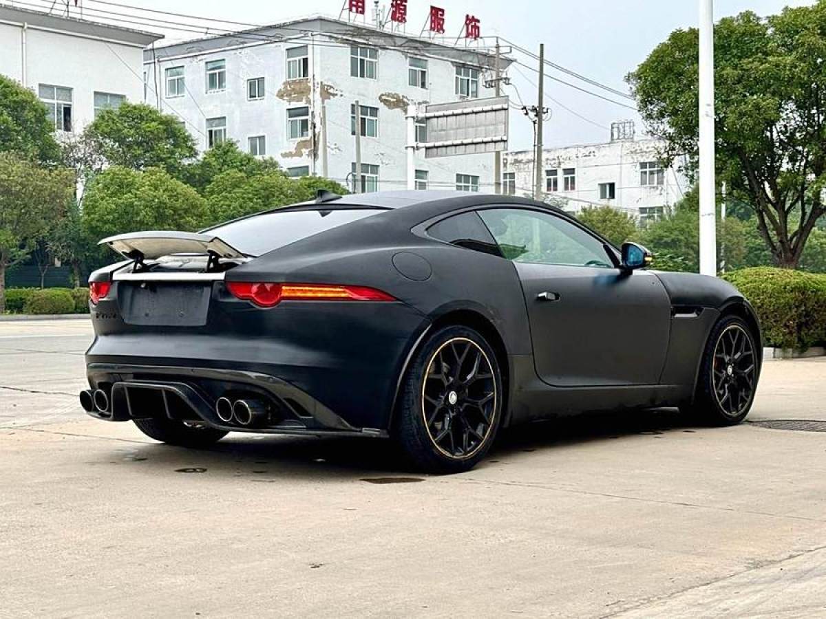 捷豹 F-TYPE  2016款 3.0T 硬頂版圖片