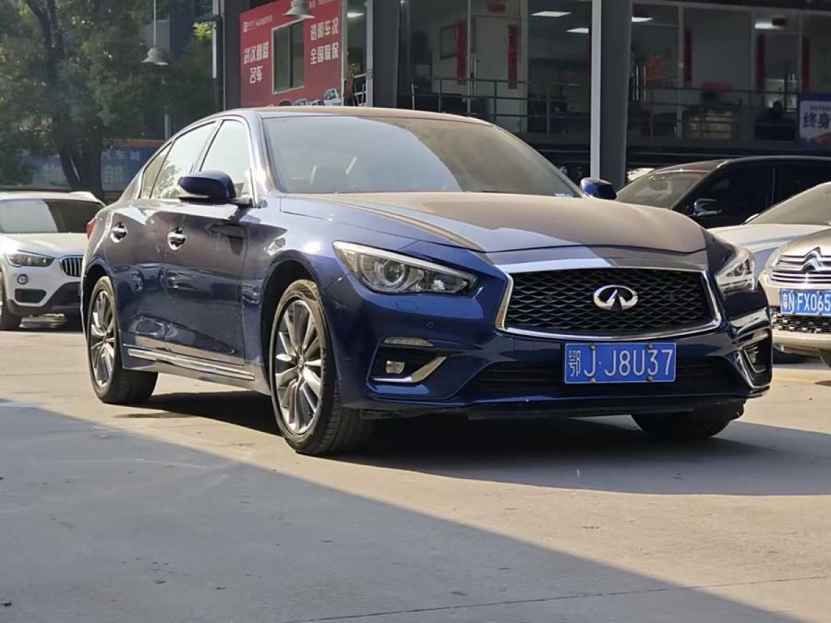 英菲尼迪 Q50L  2018款  2.0T 逸享版 國(guó)VI圖片