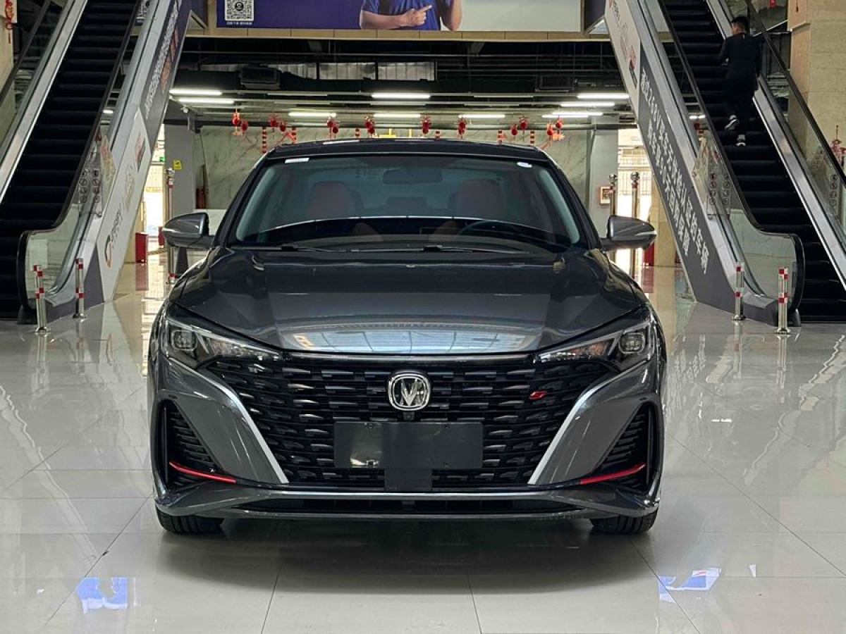 長(zhǎng)安 逸動(dòng)  2020款 PLUS 1.6L GDI 自動(dòng)豪華型圖片