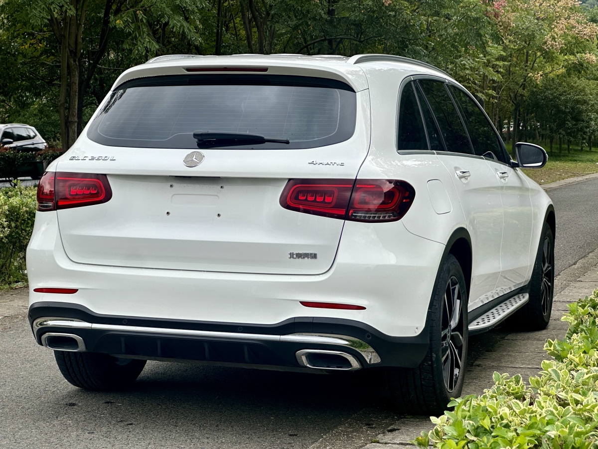 2021年4月奔馳 奔馳GLC  2021款 GLC 260 L 4MATIC 豪華型