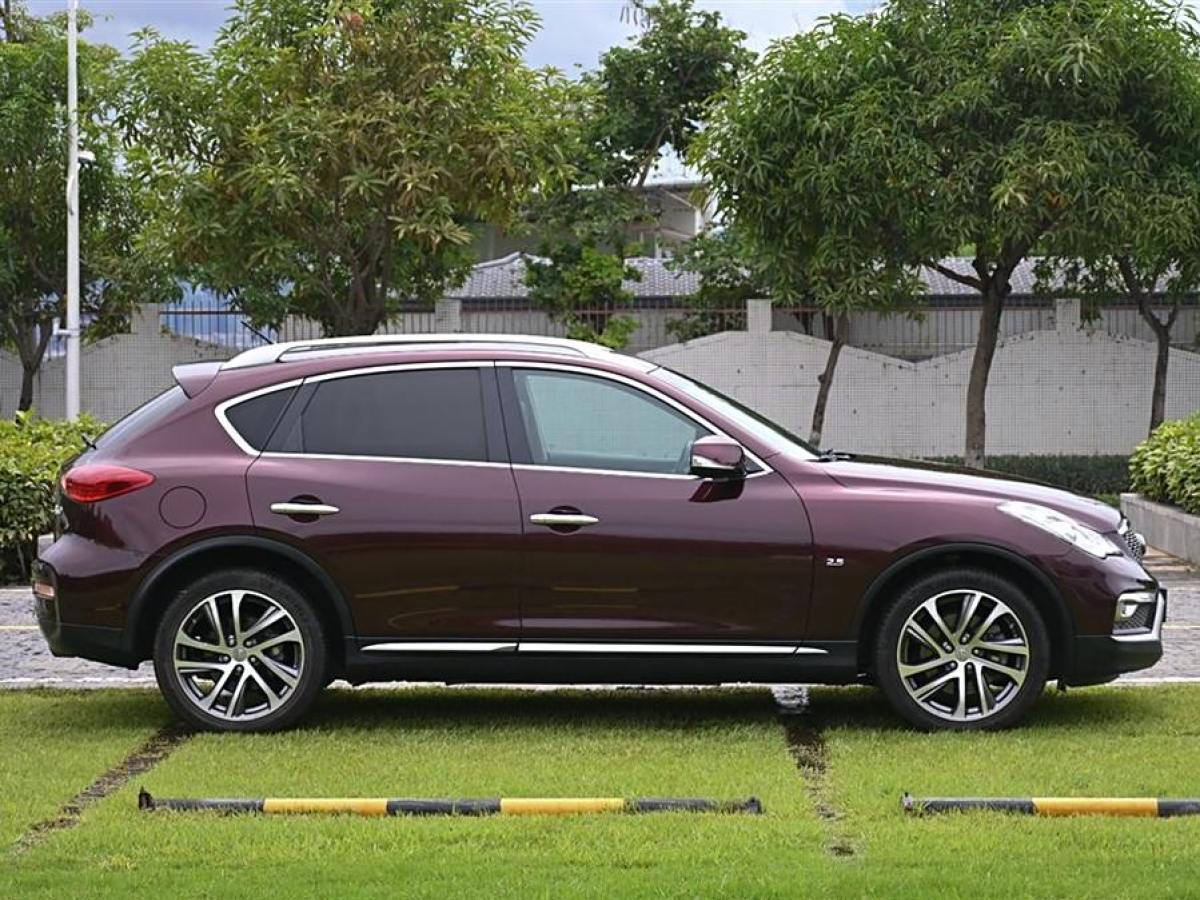 2016年10月英菲尼迪 QX50  2015款 2.5L 豪華版