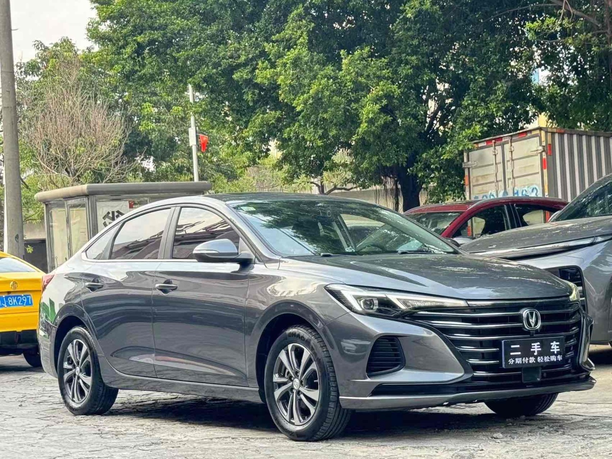 長(zhǎng)安 逸動(dòng)  2020款 PLUS 1.6L GDI 手動(dòng)豪華型圖片