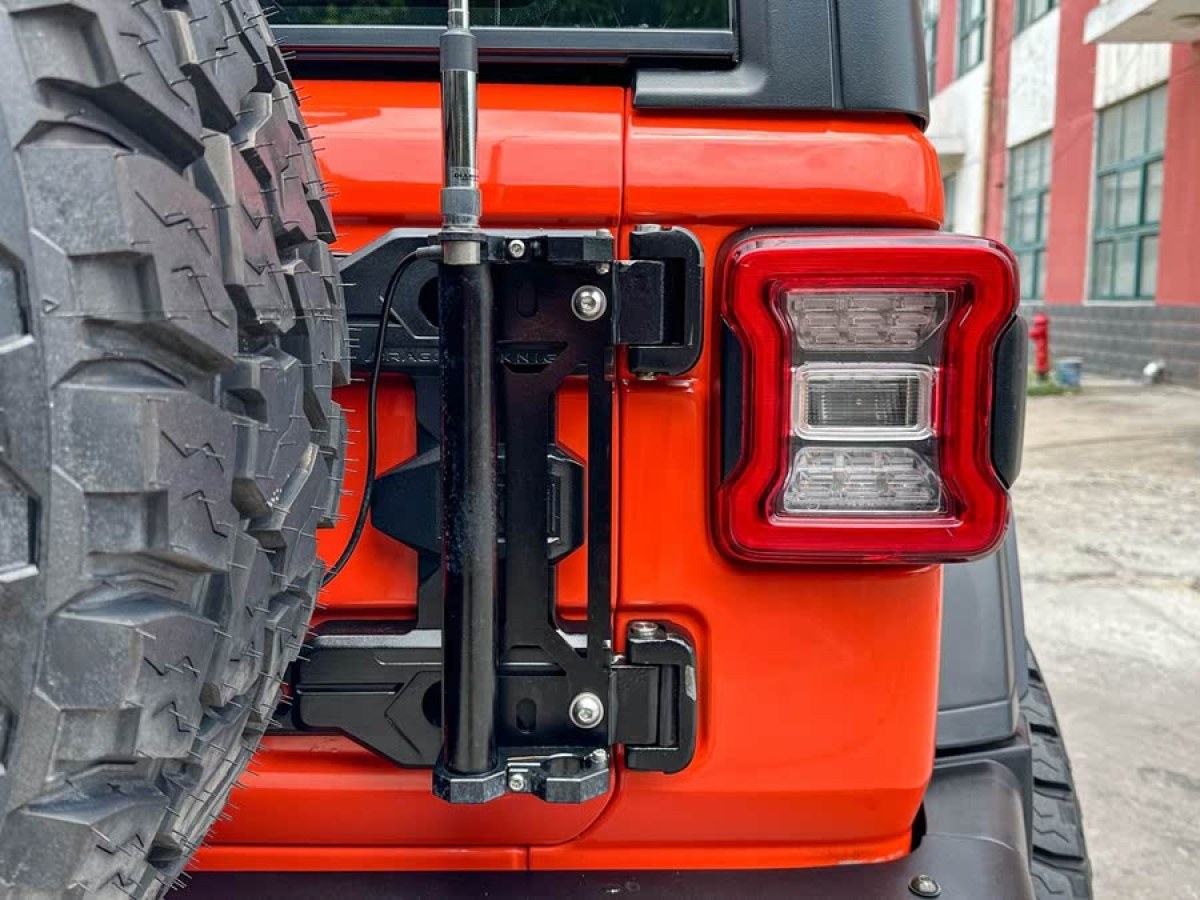 Jeep 牧馬人  2019款 2.0T Rubicon 四門版 國VI圖片