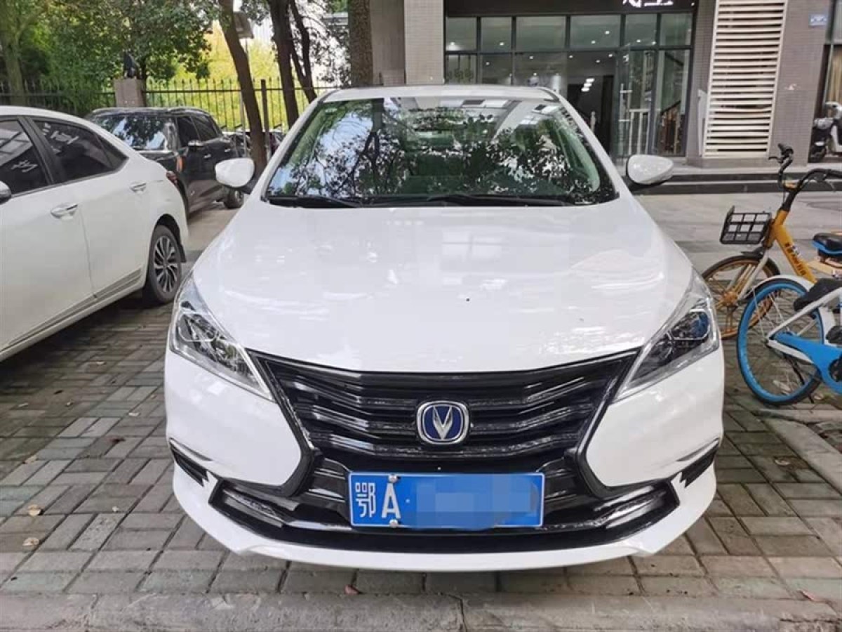 長(zhǎng)安 逸動(dòng)DT  2018款 1.6L 自動(dòng)悅享型圖片