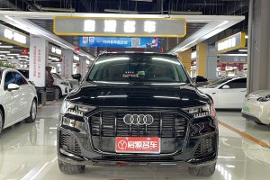 奥迪Q7 奥迪 55 TFSI quattro S line运动型