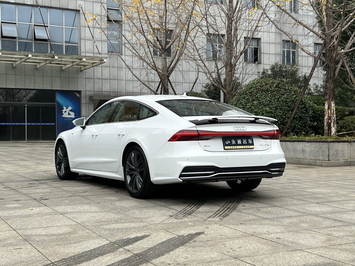 奥迪 奥迪A7  2023款 45 TFSI 臻选型图片