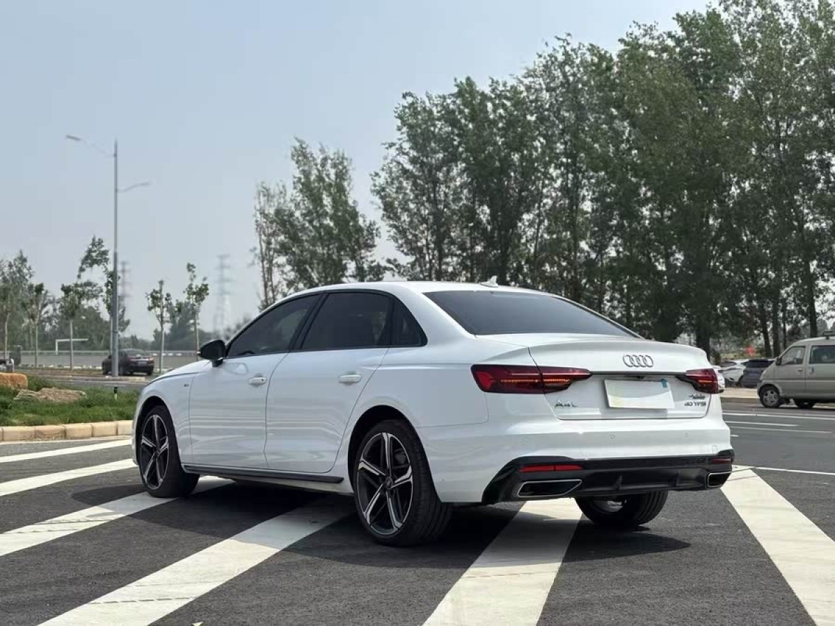 奧迪 奧迪A4L  2024款 40 TFSI 豪華動(dòng)感型圖片