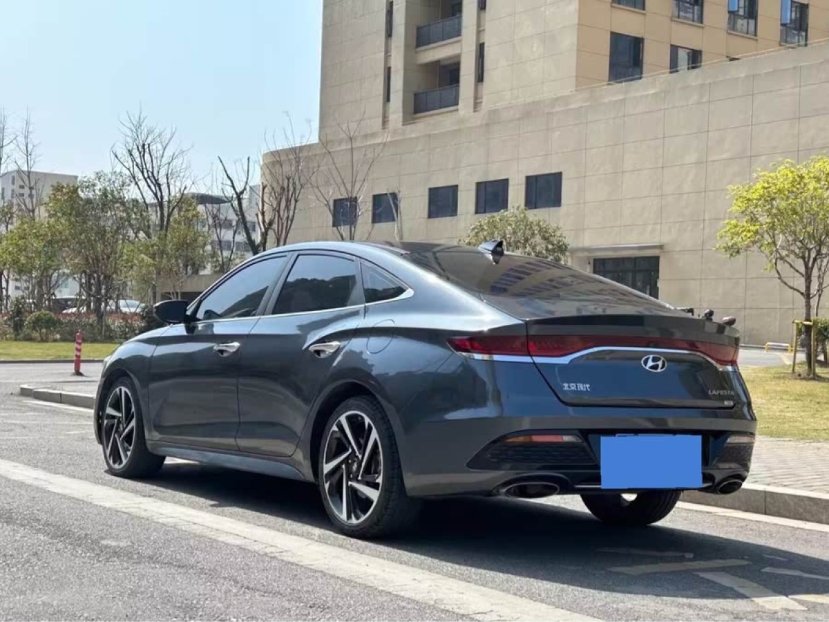 現(xiàn)代 菲斯塔  2021款 280TGDi 豪華版圖片