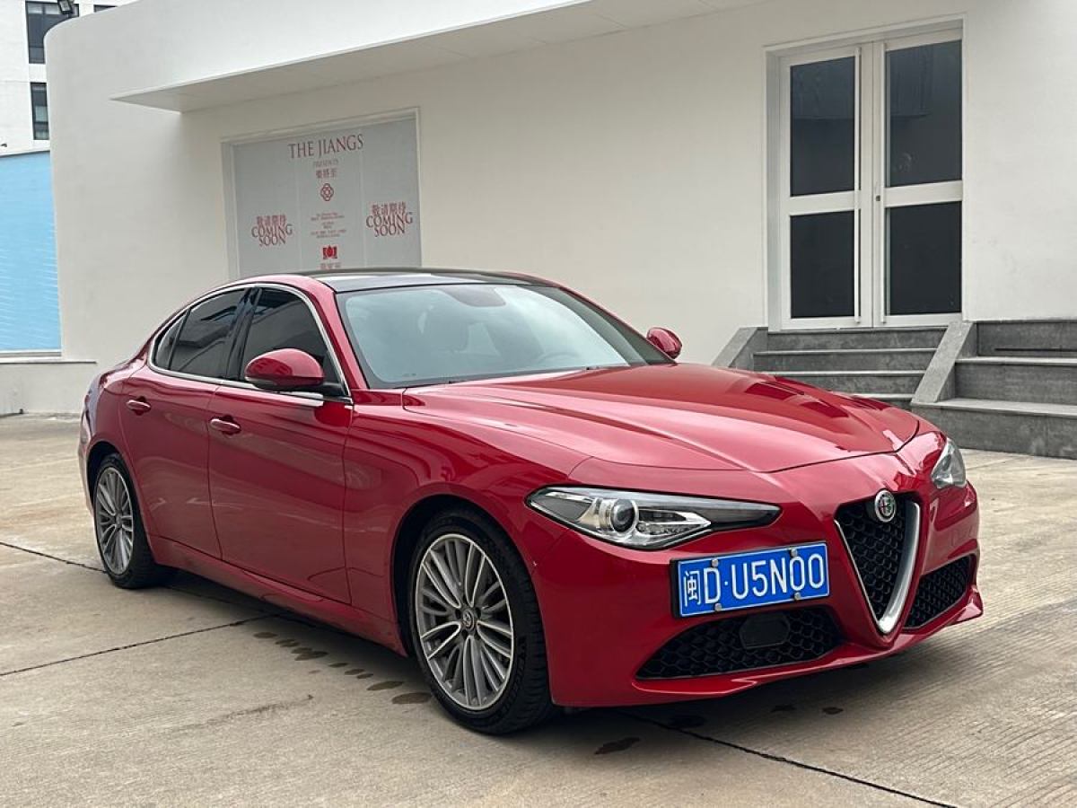 阿爾法·羅密歐 Giulia  2017款 2.0T 200HP 豪華版圖片