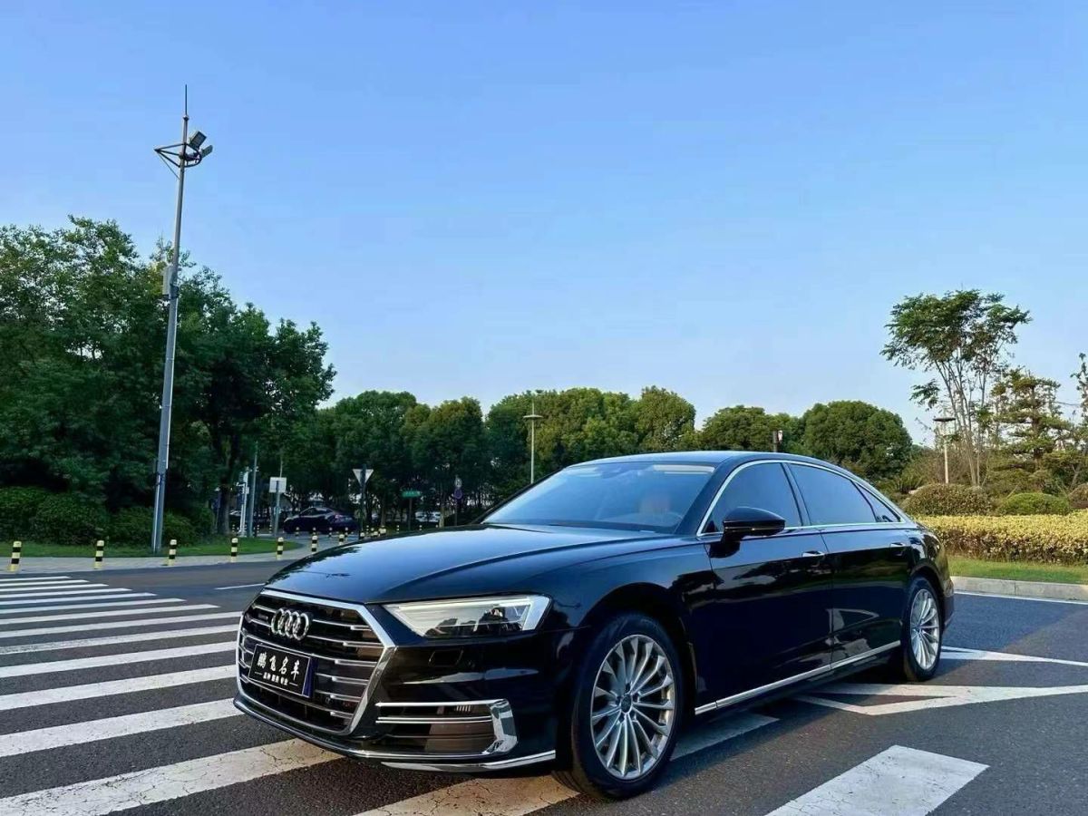 奧迪 奧迪S8  2020款 S8L 4.0TFSI quattro圖片