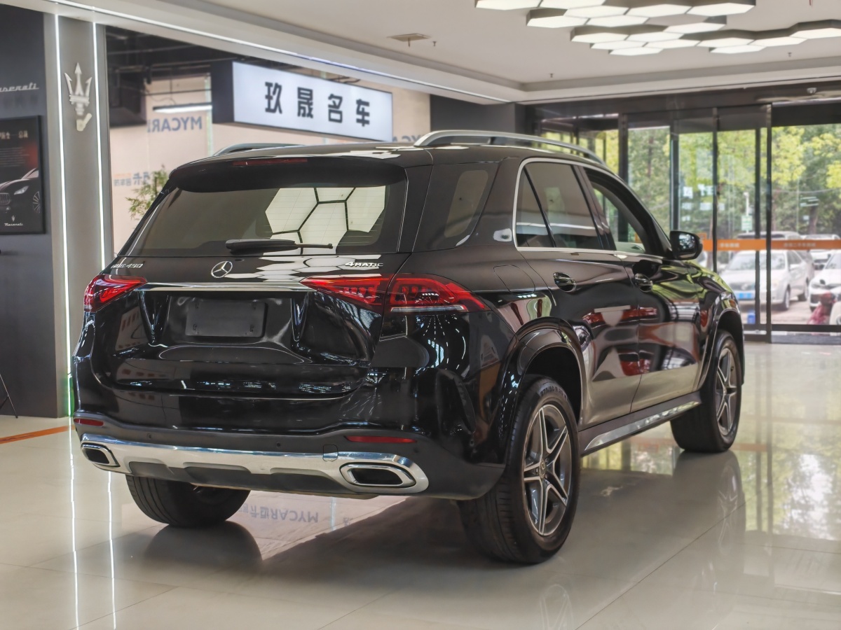 2022年5月奔馳 奔馳GLE  2022款 改款 GLE 450 4MATIC 動(dòng)感型