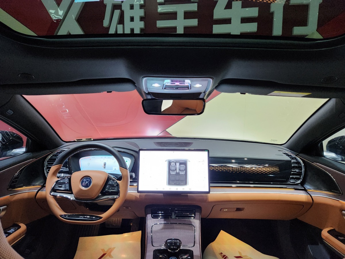 2022年6月比亞迪 漢  2022款 DM-i 121KM 領(lǐng)航型