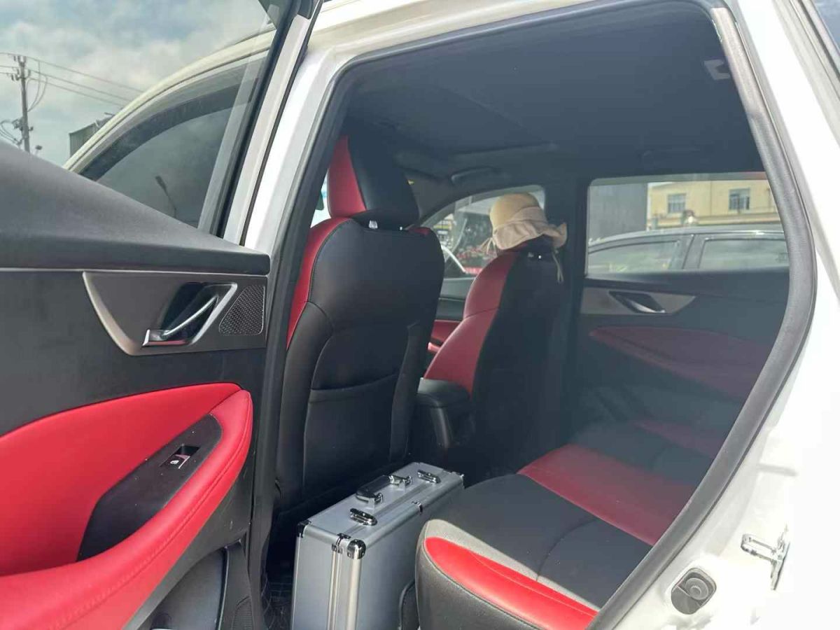 長(zhǎng)安 CS35 PLUS  2022款 1.6L CVT精英版圖片