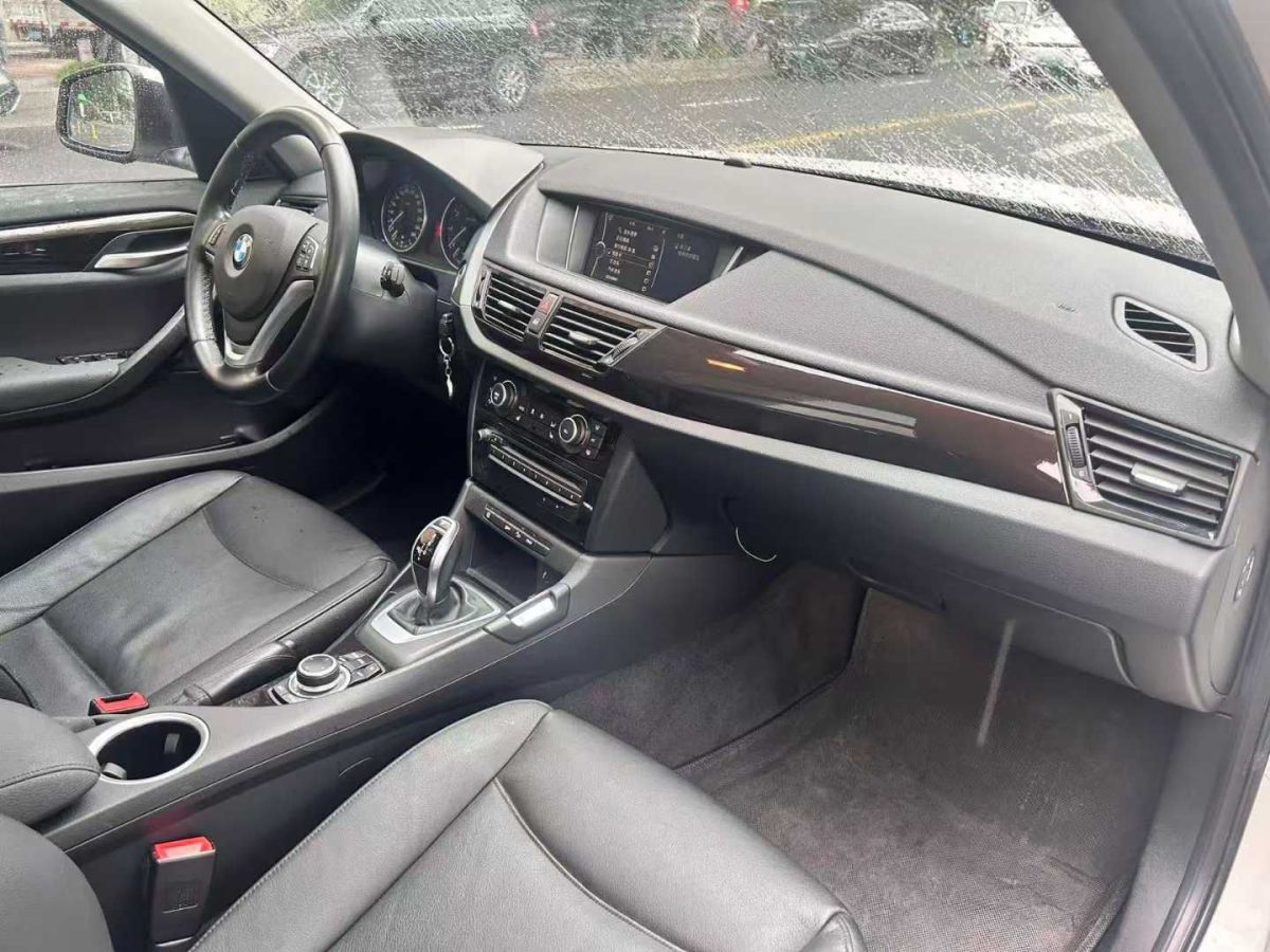 寶馬 寶馬X1  2013款 X1 xDrive20i 2.0T 探索版圖片