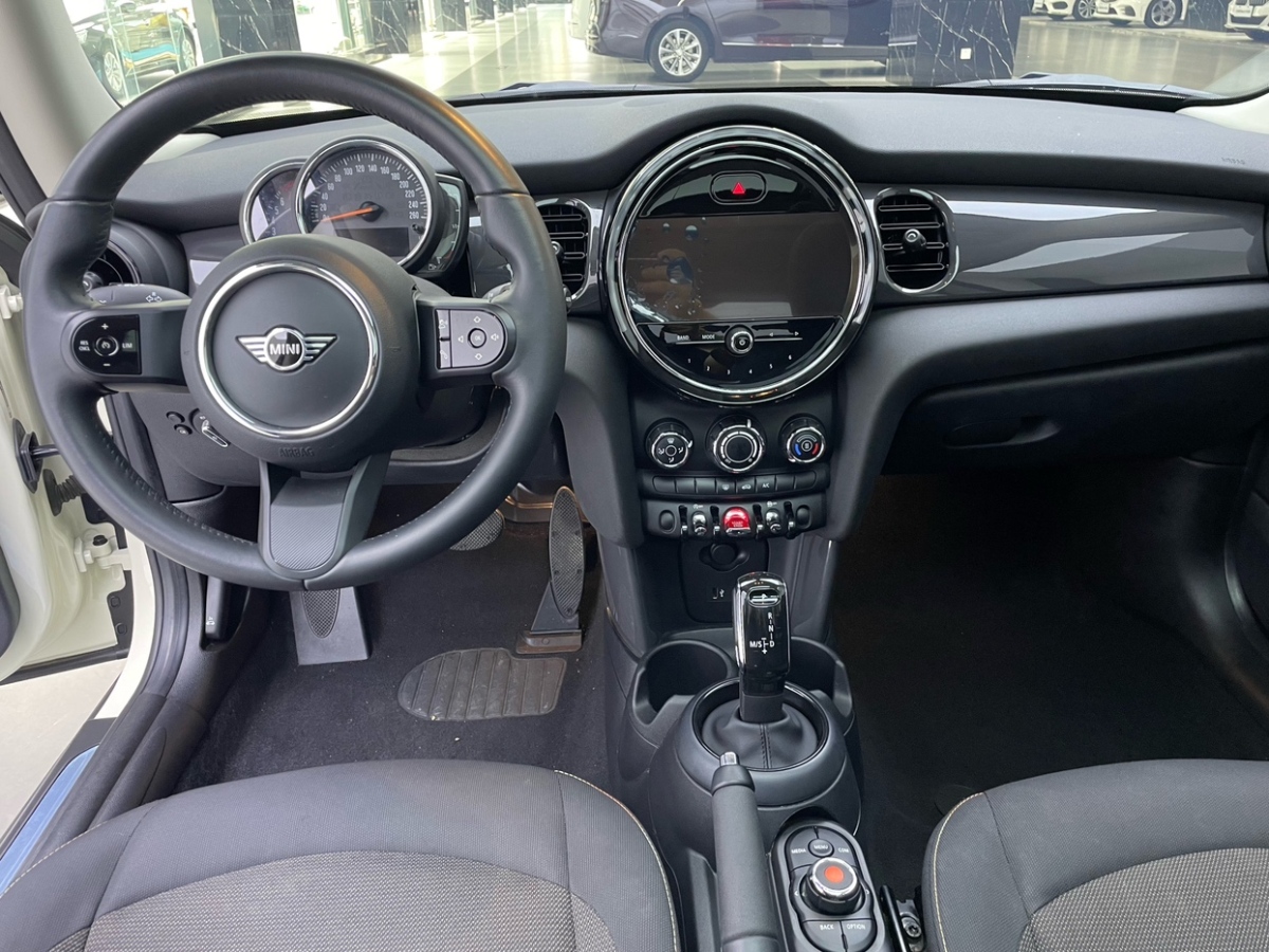 2022年5月MINI MINI 2022款 改款 1.5T ONE