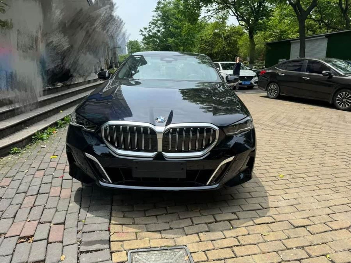 寶馬 寶馬5系  2024款 530Li xDrive 豪華套裝圖片