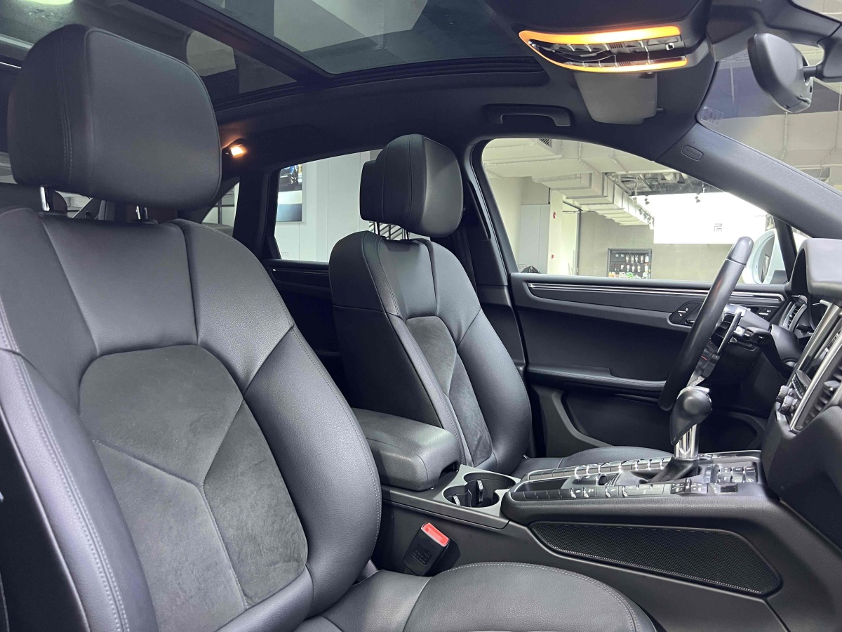保時(shí)捷 Macan  2014款 Macan 2.0T圖片