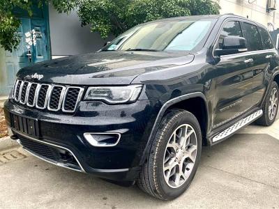 2021年2月 Jeep 大切諾基(進口) 3.0L 精英導(dǎo)航版圖片