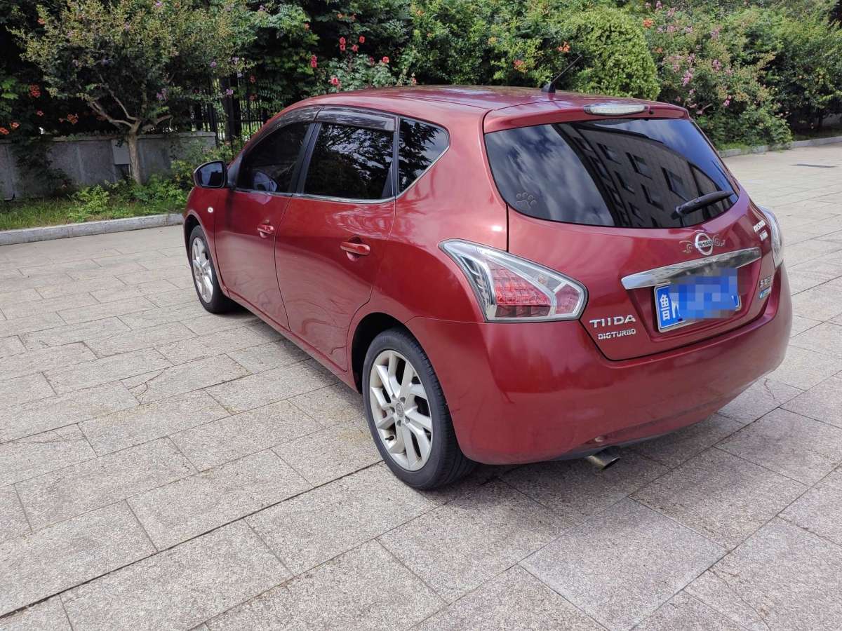 日產(chǎn) 騏達(dá)  2011款 1.6T M-CVT致酷版圖片