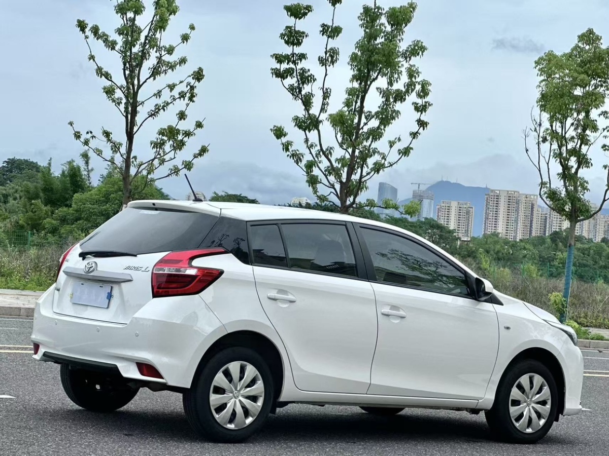豐田 YARiS L 致炫  2022款 1.5L CVT領(lǐng)先PLUS版圖片