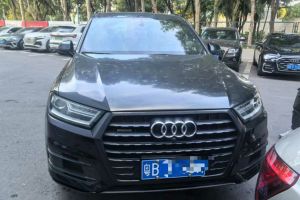 奧迪Q7 奧迪 40 TFSI S line運(yùn)動(dòng)型