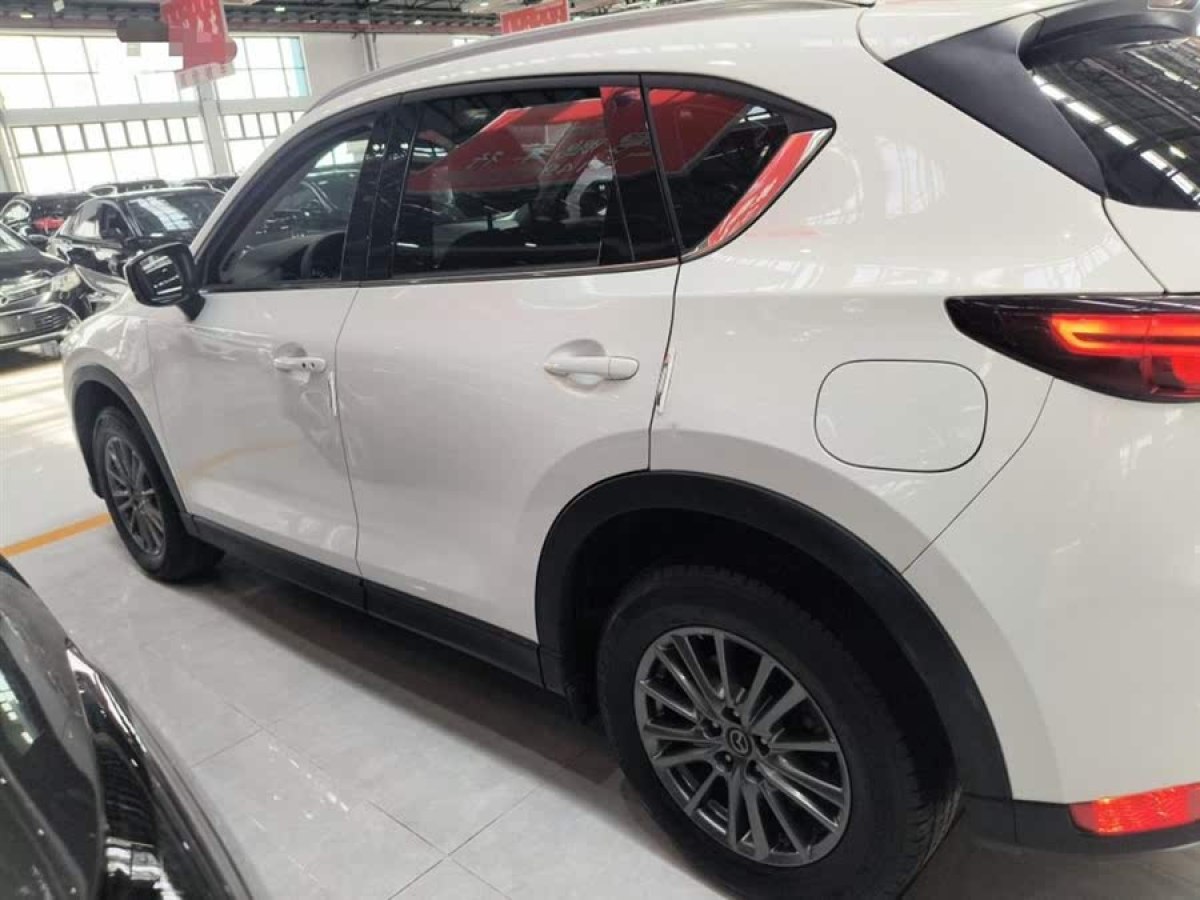 馬自達(dá) CX-5  2020款 改款 2.0L 自動兩驅(qū)智尊型圖片