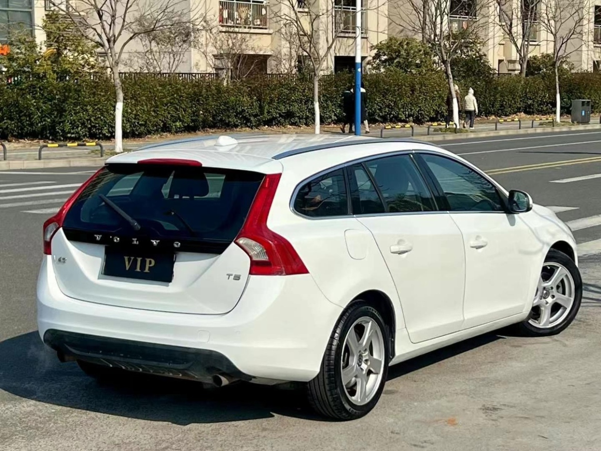 沃爾沃 V60  2013款 T5 舒適版圖片