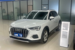 奧迪Q3 奧迪 35 TFSI 時(shí)尚致雅型