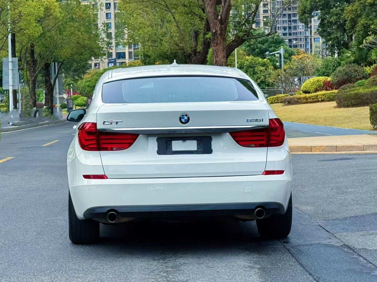 寶馬 寶馬5系  2013款 GT535i xDrive 3.0T 豪華型圖片