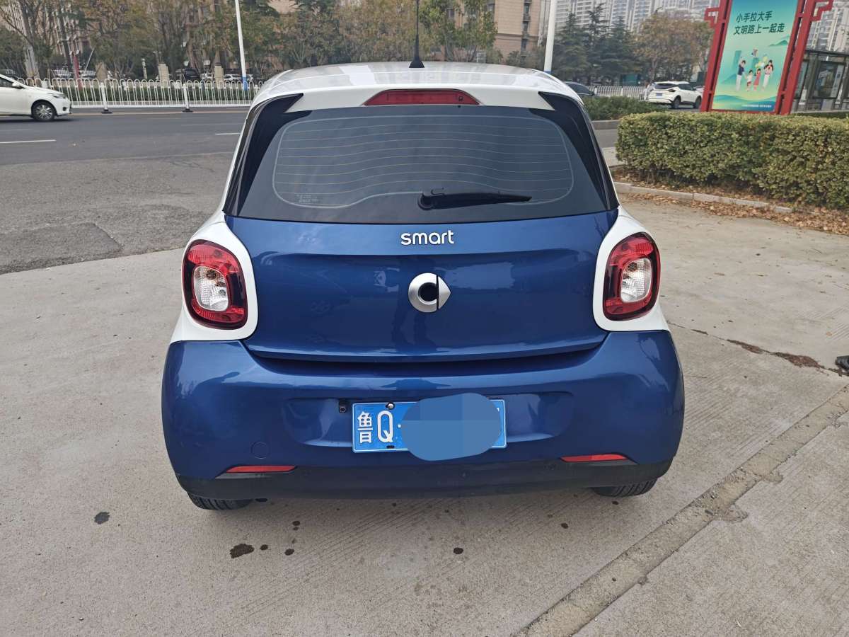 smart forfour  2016款 1.0L 52千瓦靈動版圖片