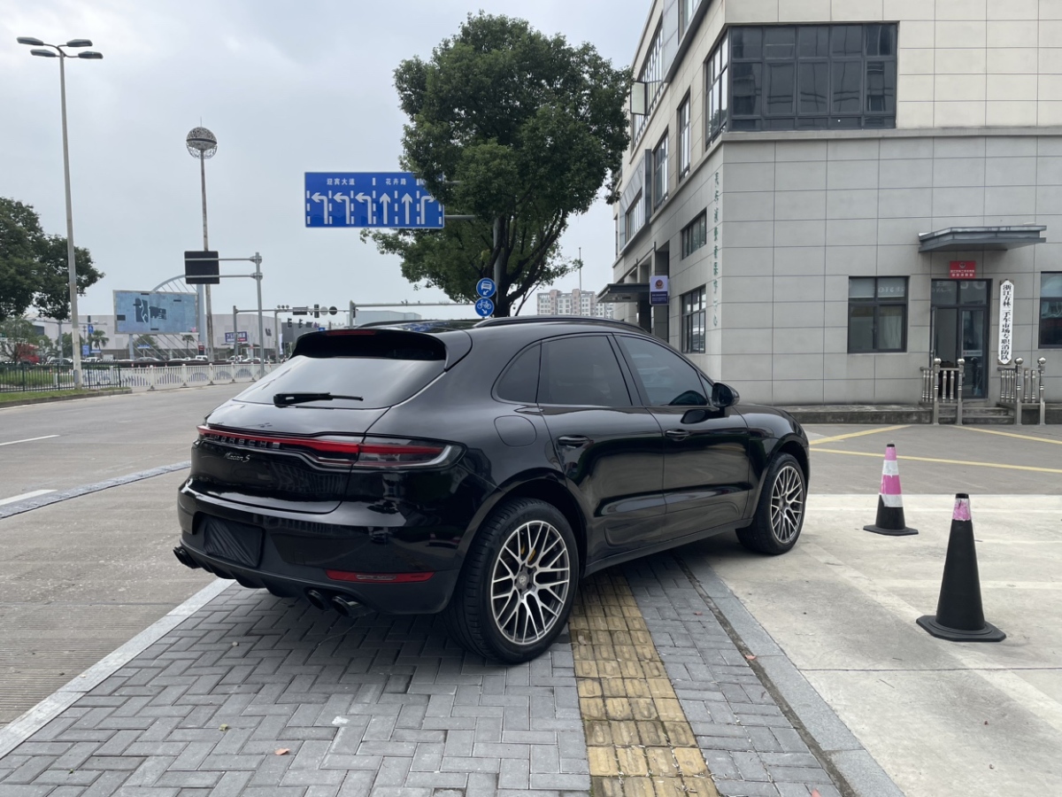 保時(shí)捷 Macan  2014款 Macan 2.0T圖片