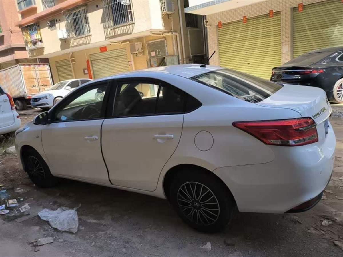 豐田 YARiS L 致享  2020款 1.5L CVT領(lǐng)先版圖片