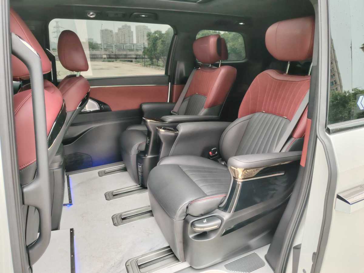 廣汽傳祺 M8  2023款 宗師系列 400T 自動至尊圖片