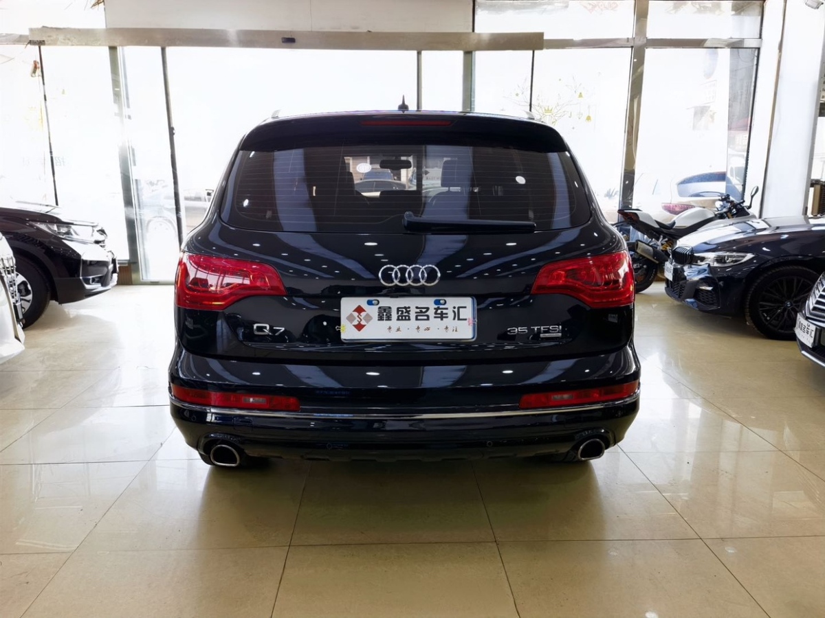 奧迪 奧迪Q7  2013款 35 TFSI 進(jìn)取型圖片