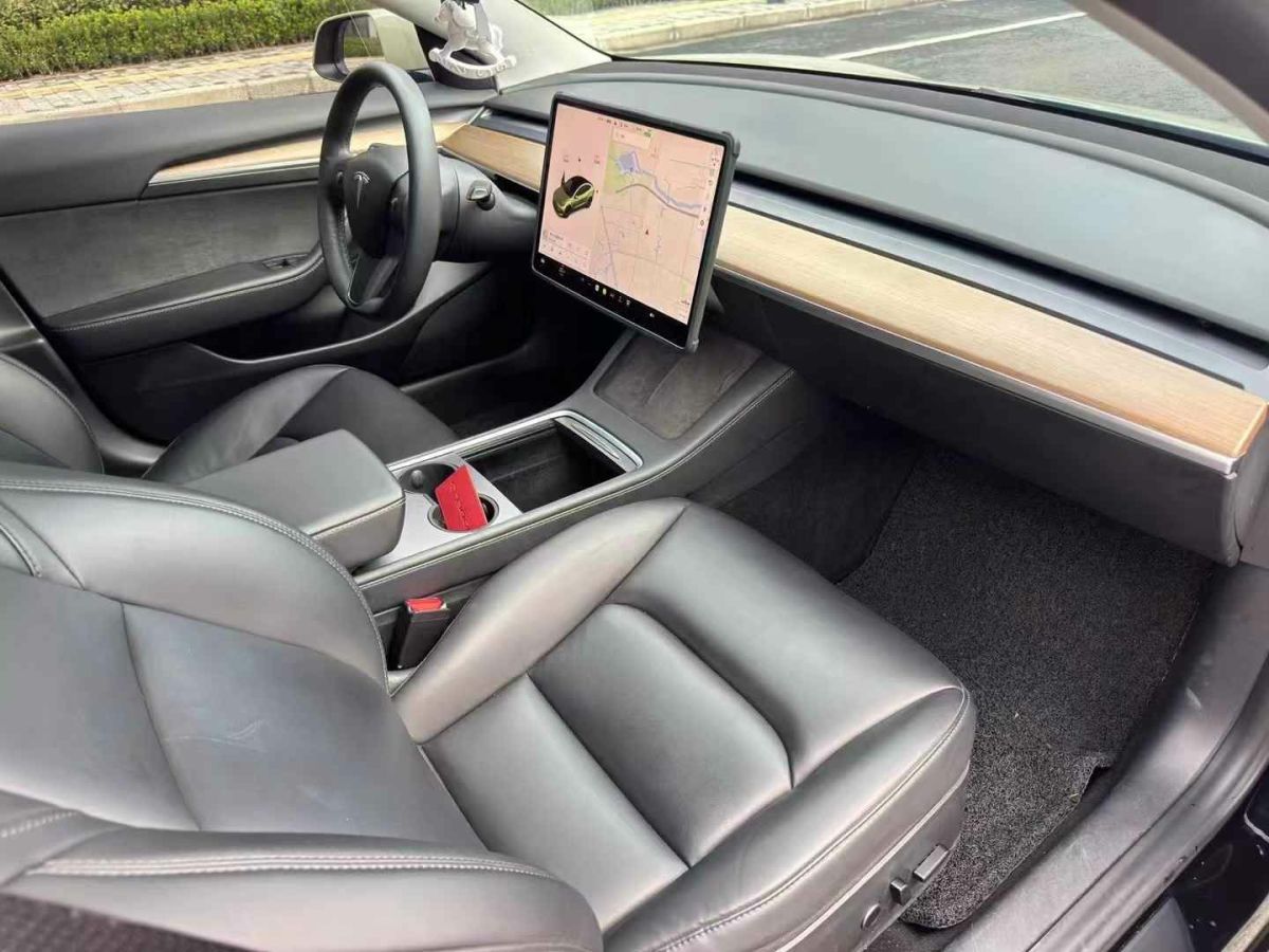 特斯拉 Model S  2021款 Plaid Plus 版圖片